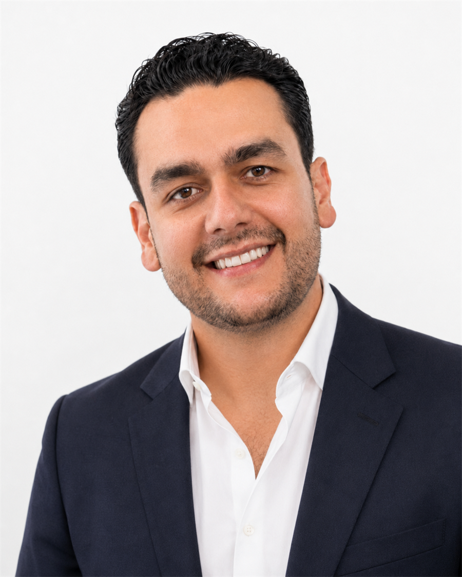 Saul Quiroz, Founder of EZ OPS
